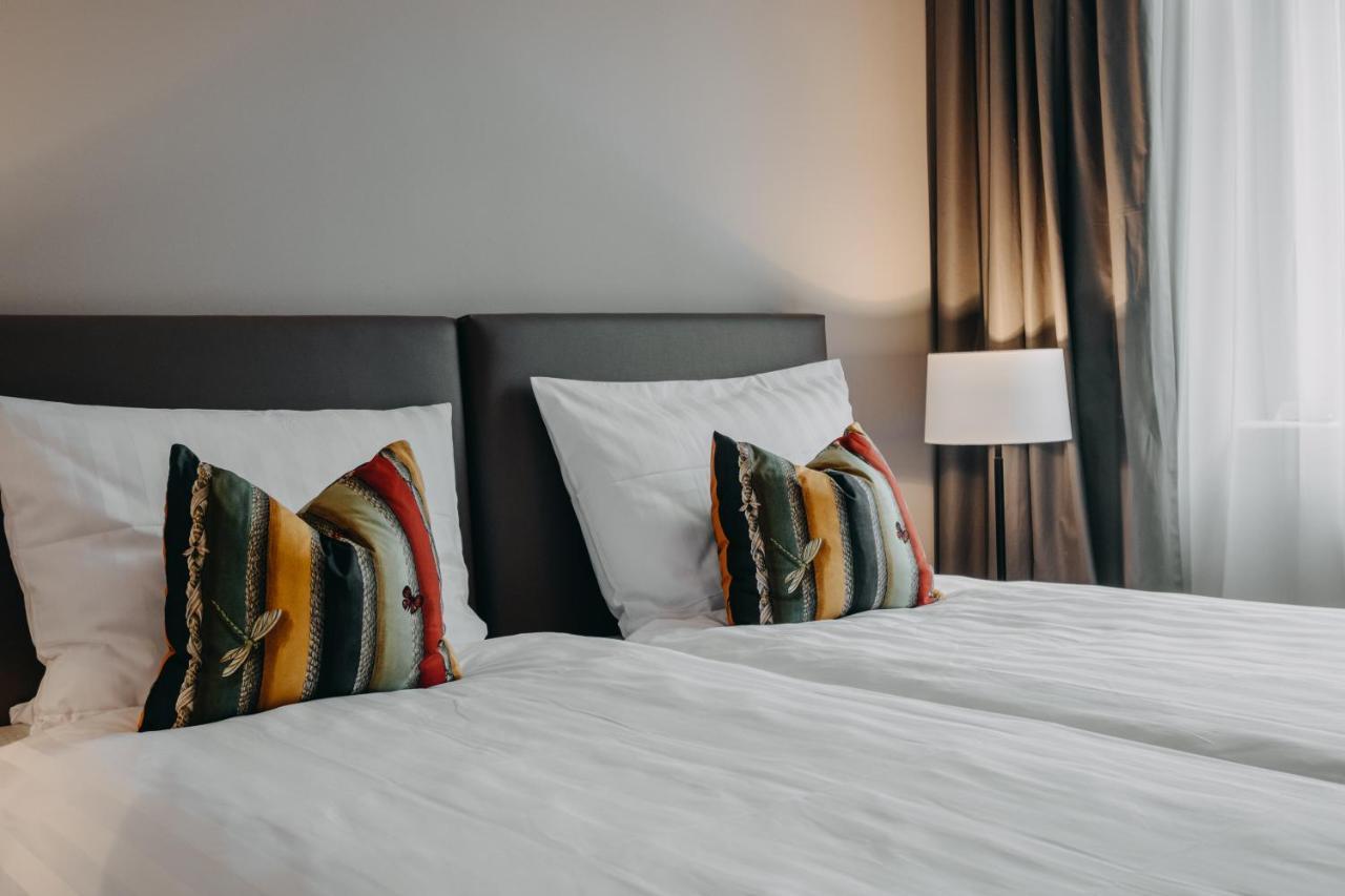 Hotel Zum Heidkrug & Cafe Lil Lüneburg Zewnętrze zdjęcie
