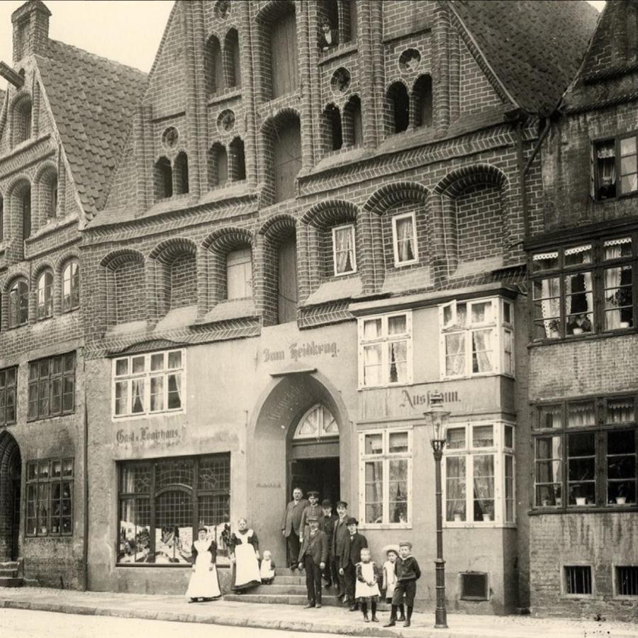 Hotel Zum Heidkrug & Cafe Lil Lüneburg Zewnętrze zdjęcie