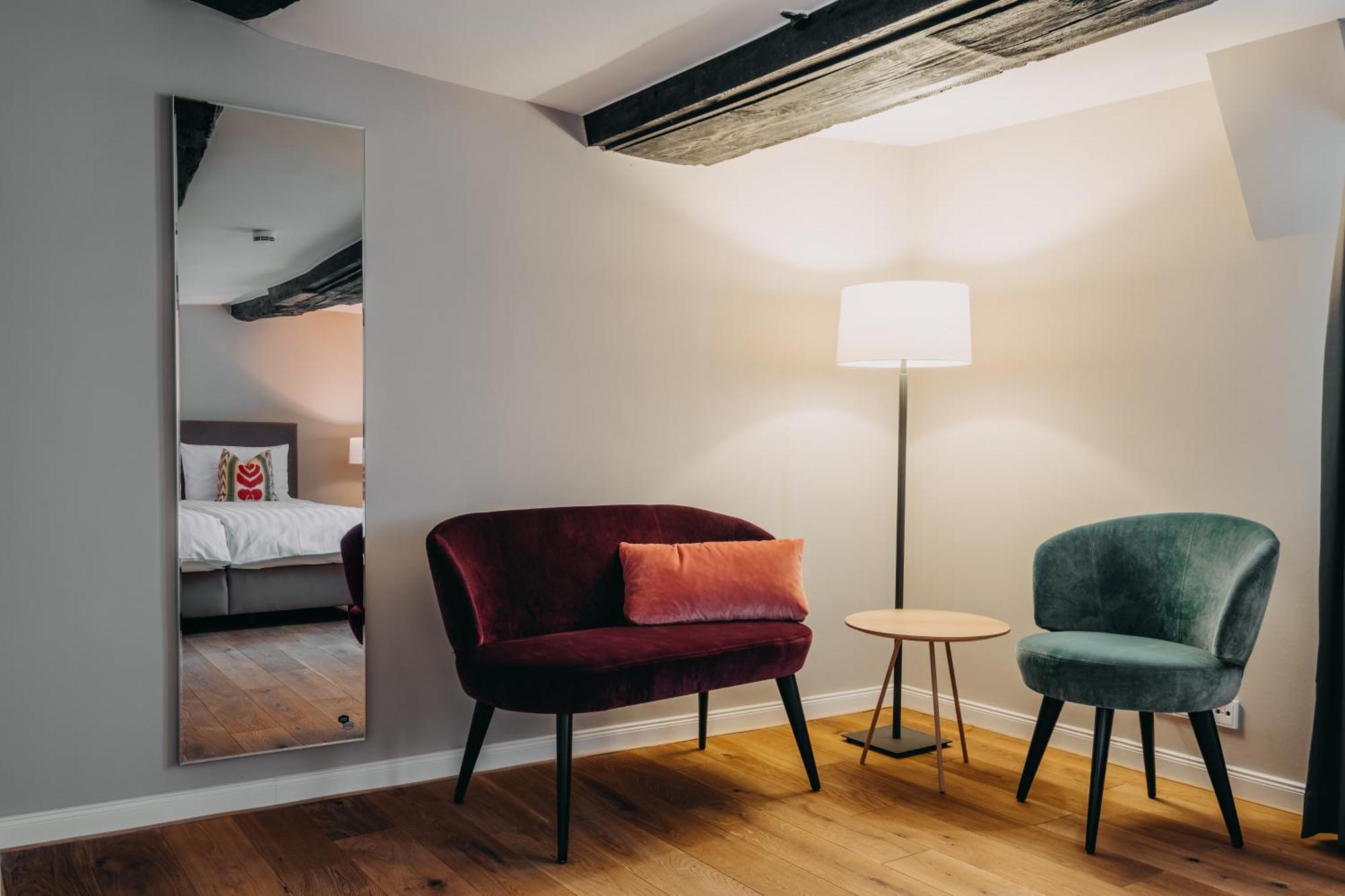 Hotel Zum Heidkrug & Cafe Lil Lüneburg Zewnętrze zdjęcie